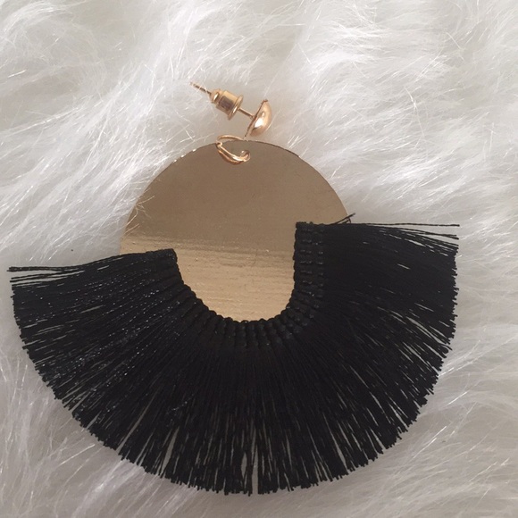 🌹Palm Beach Boho Style Black Fringe Earrings - Picture 4 of 6